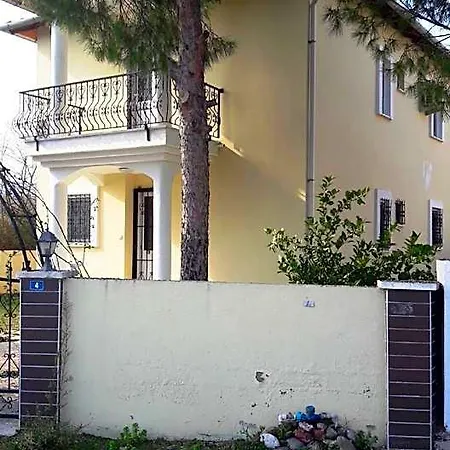 Corina With Private Pool And Garden